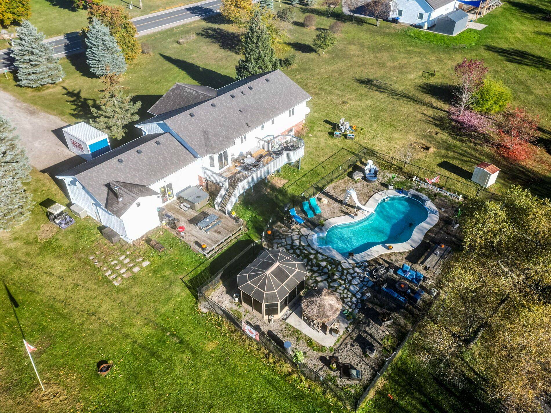 Adjala-tosorontio, ON L0N 1P0,9353 County Road 1 RD