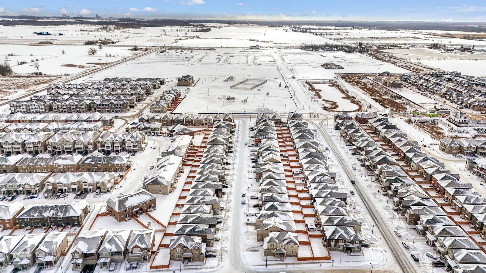 Milton, ON L9E 1Y6,1246 Muskoka HTS