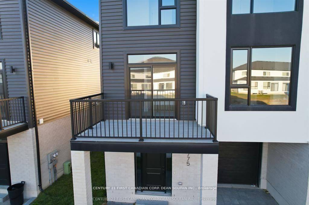 London North, ON N6G 4A4,783 BANYAN LN