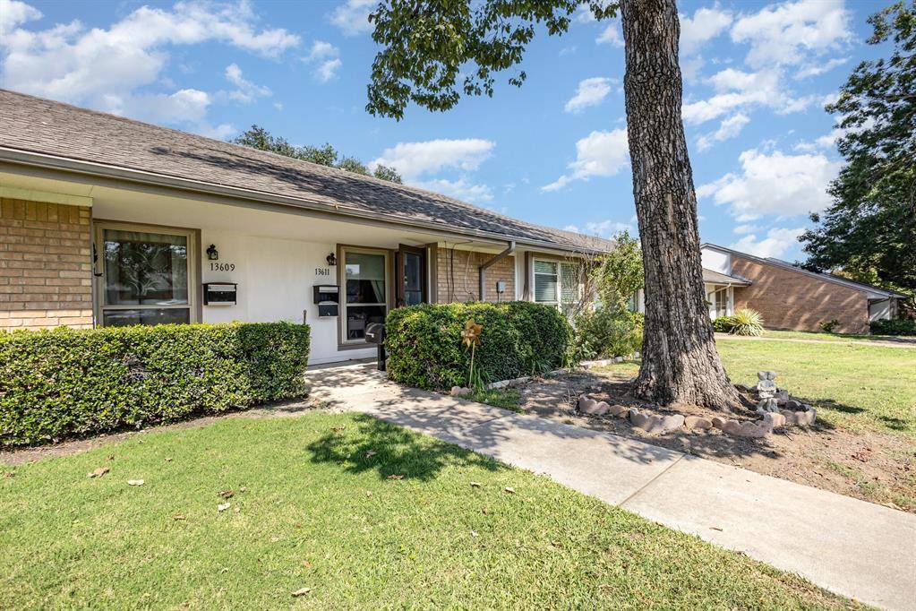 Dallas, TX 75240,13611 Flagstone Lane