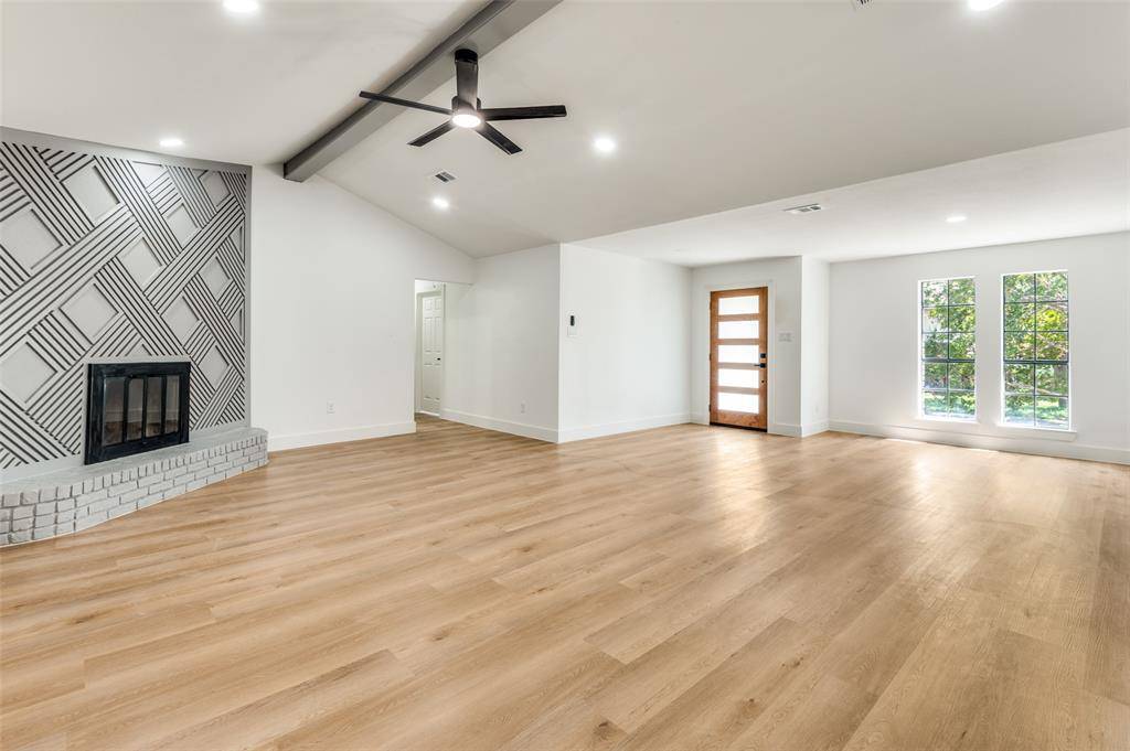 Dallas, TX 75227,5807 Winding Woods Trail