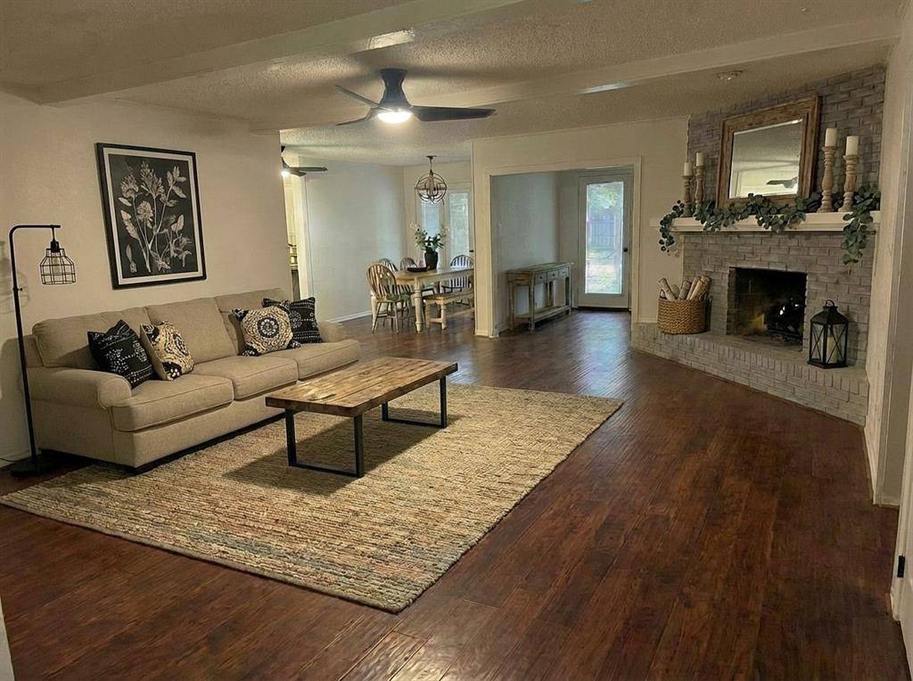 Mansfield, TX 76063,204 Juniper Street