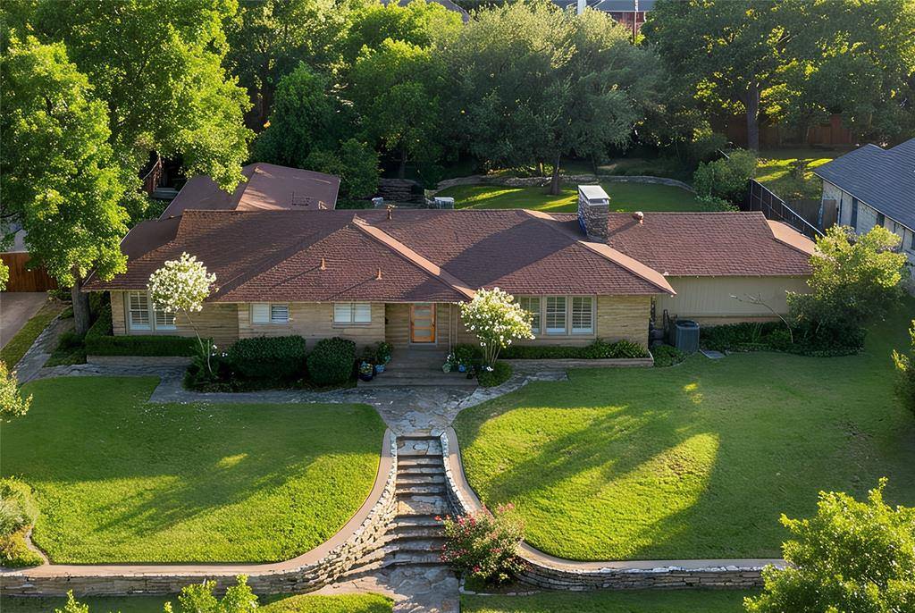 Weatherford, TX 76086,601 W Columbia Street