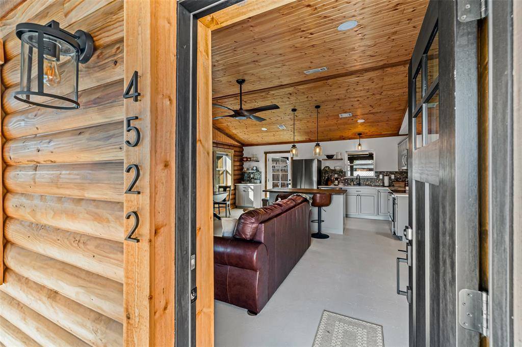 Granbury, TX 76049,4522 Robin Court