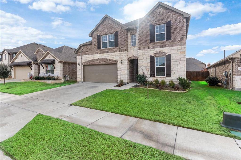 Fort Worth, TX 76052,817 Crest Breeze Drive