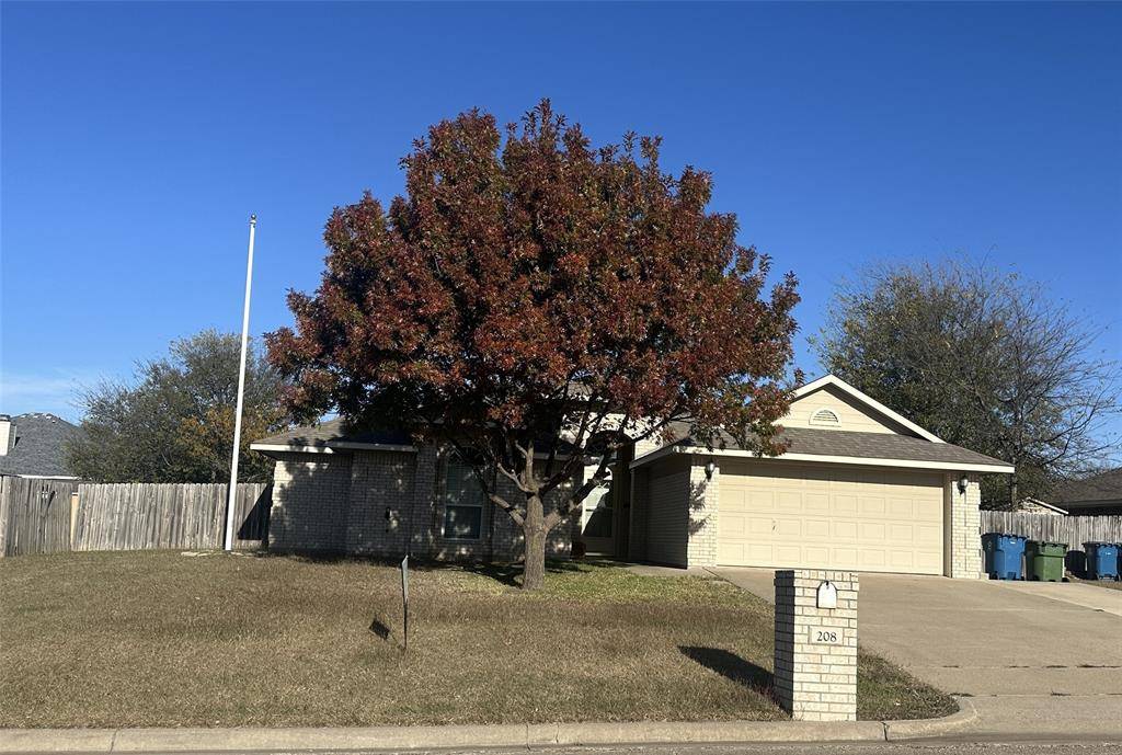 Hewitt, TX 76643,208 Pearl Drive