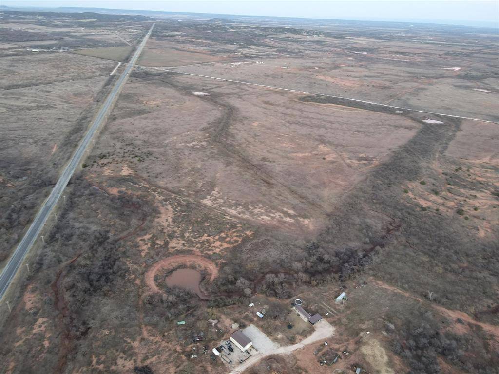 302 County Road 620, Ovalo, TX 79541