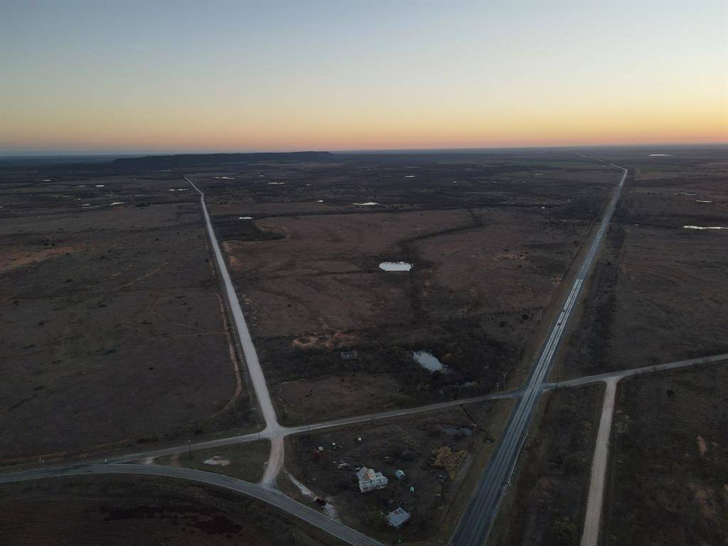 302 County Road 620, Ovalo, TX 79541