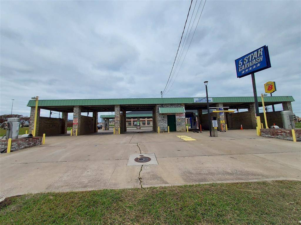 Greenville, TX 75402,5000 Benton Street
