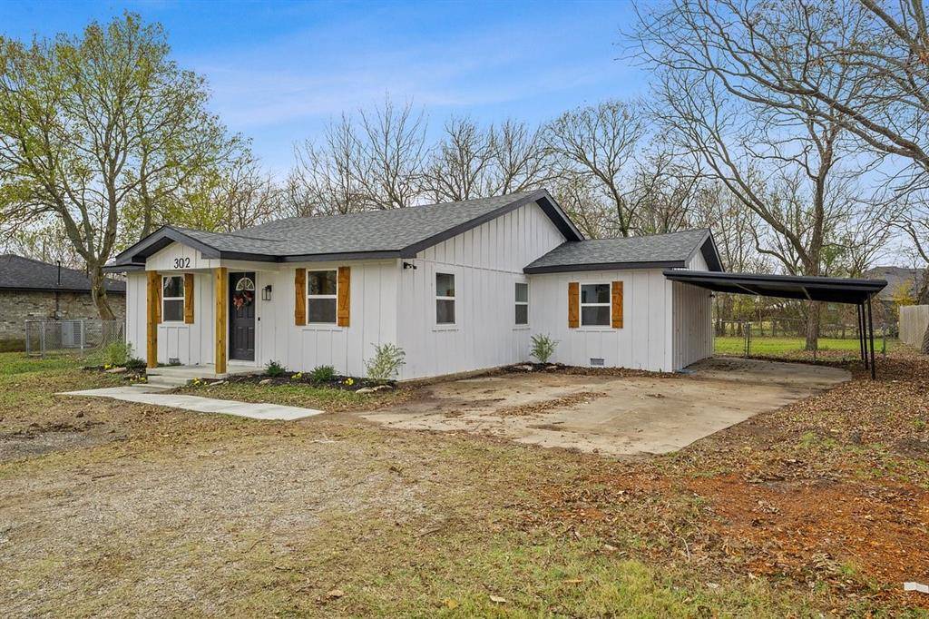 Palmer, TX 75152,302 Suzanne Street