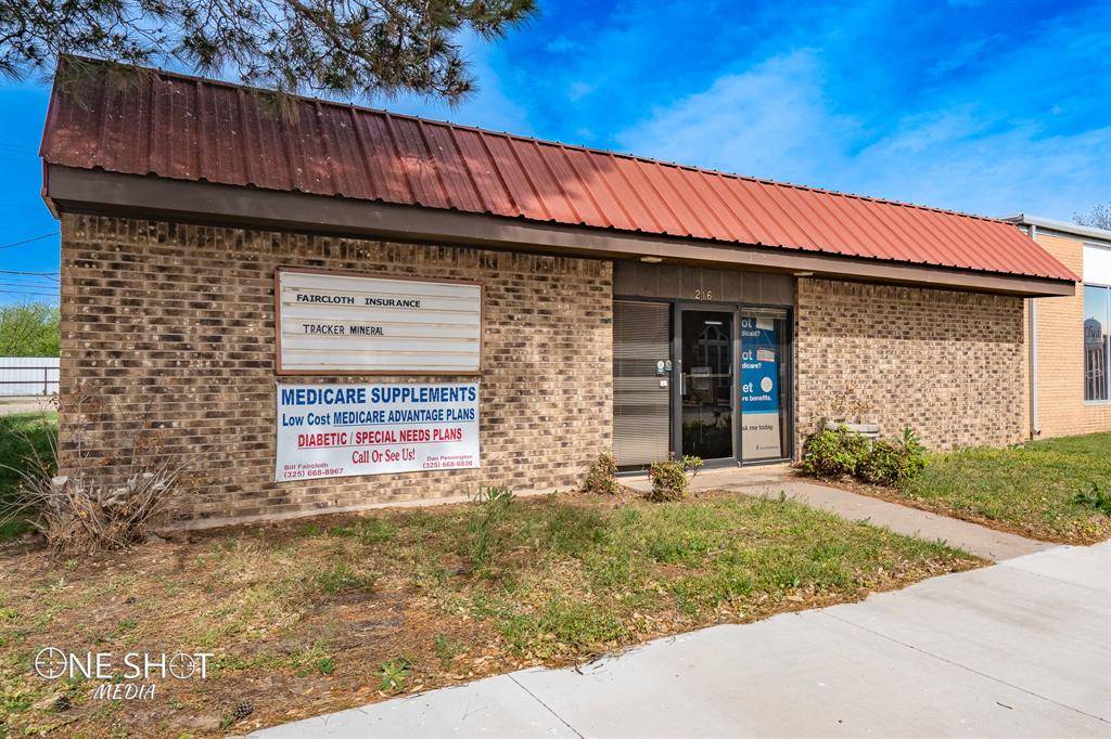 Clyde, TX 79510,216 Oak Street
