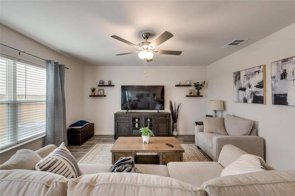 Fort Worth, TX 76108,10857 Copper Hills Lane