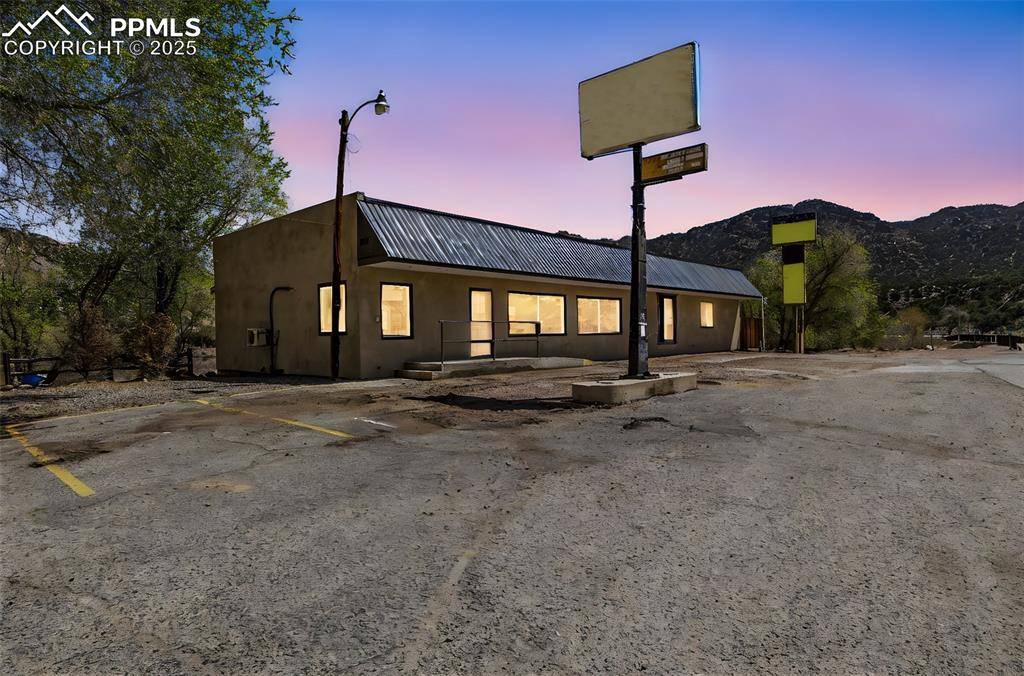 27077 Highway 50, Cotopaxi, CO 81223