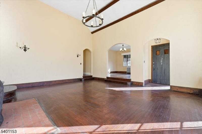 Hasbrouck Heights Boro, NJ 07604,283 Pasadena Ave