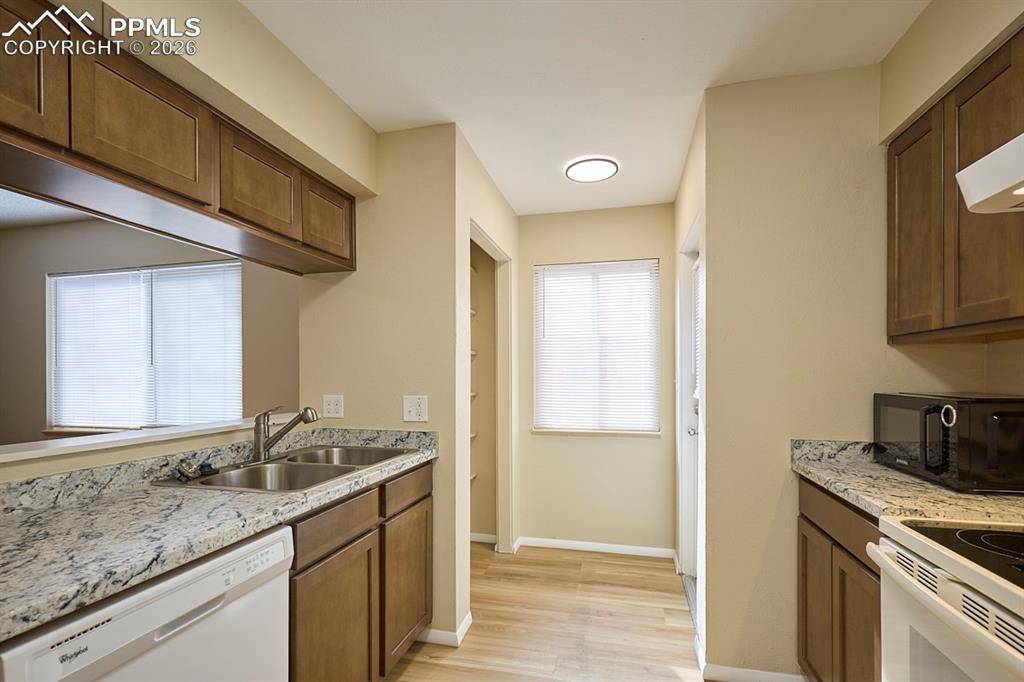 Colorado Springs, CO 80915,1708 Sawyer WAY #176