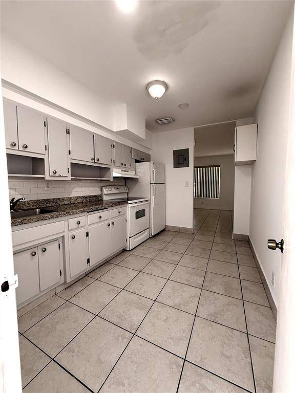 Lighthouse Point, FL 33064,2671 NE 18TH TER