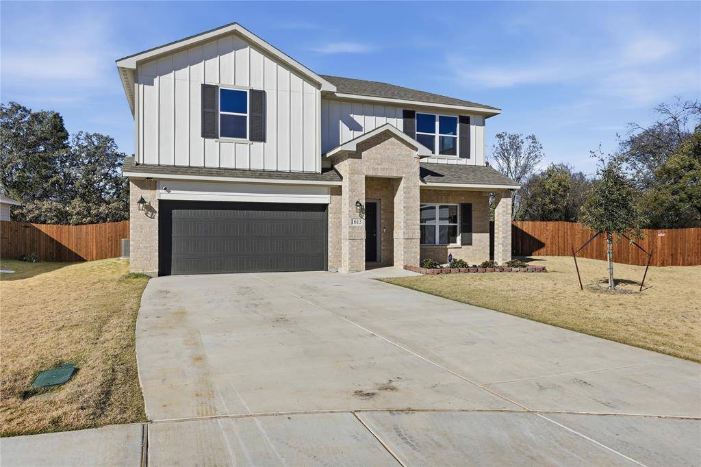 Cleburne, TX 76031,1613 Annabelle Street