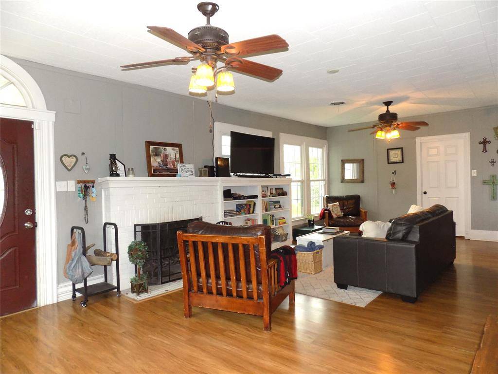 Bowie, TX 76230,410 S Mill Street