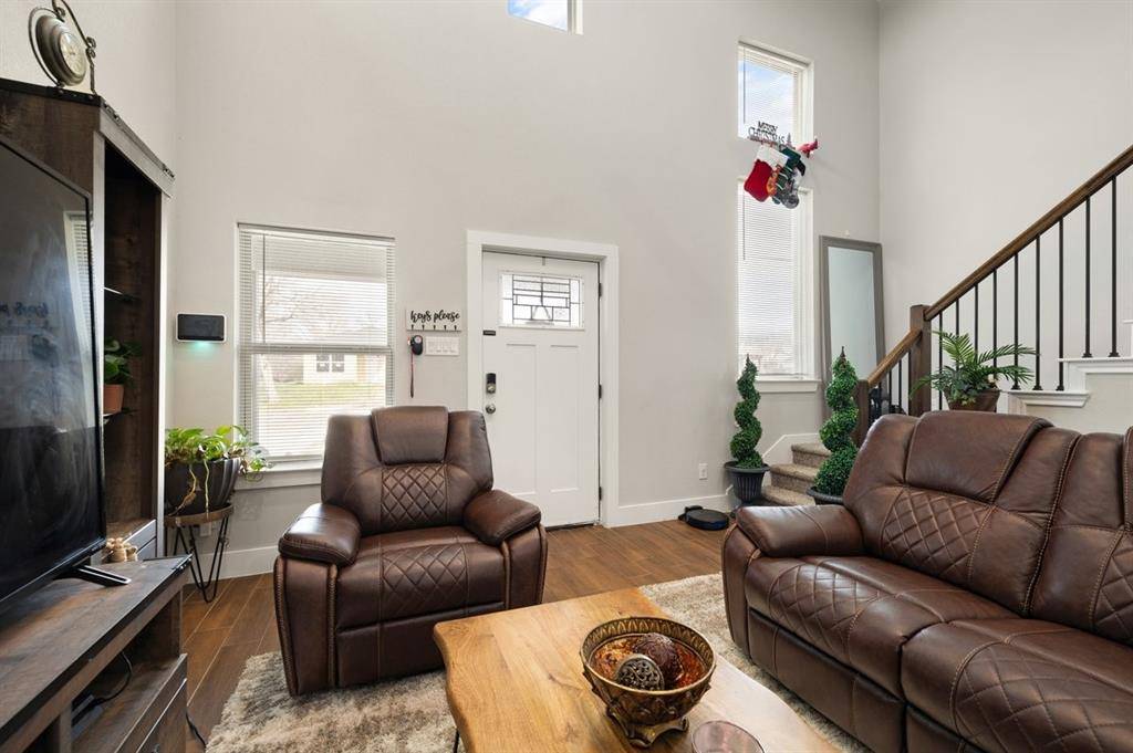 5010 Fitzhugh Avenue, Fort Worth, TX 76105