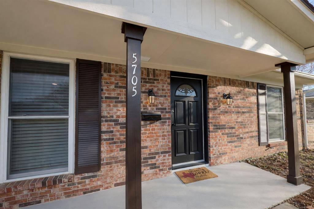 Fort Worth, TX 76133,5705 Waits Avenue