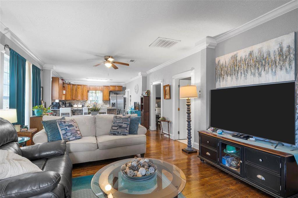 Waco, TX 76707,2700 Cole Avenue