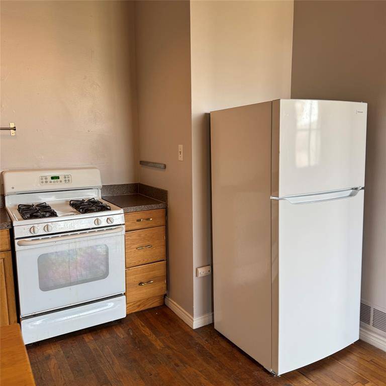 Dallas, TX 75215,2220 S Harwood Street #201