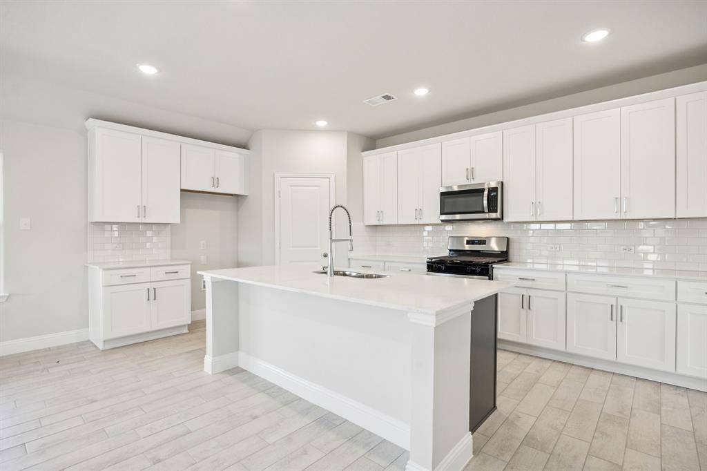 Seagoville, TX 75159,409 Oceania Lane