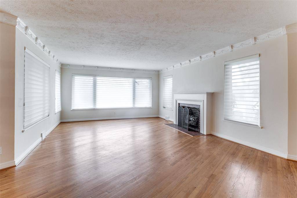 Dallas, TX 75214,7245 Westlake Avenue