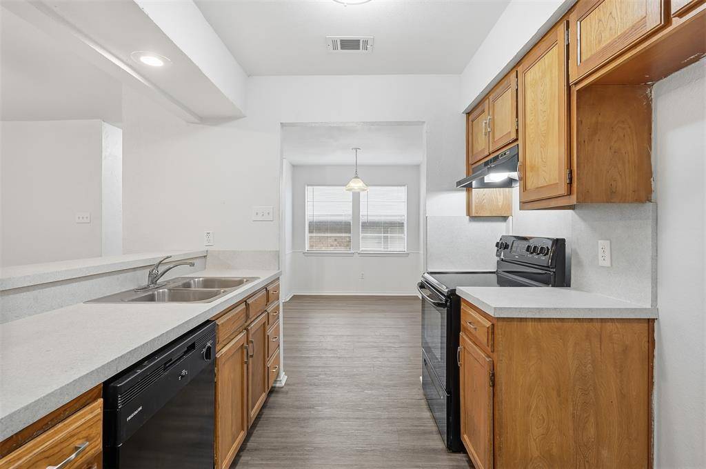 Arlington, TX 76012,518 Guerin Drive