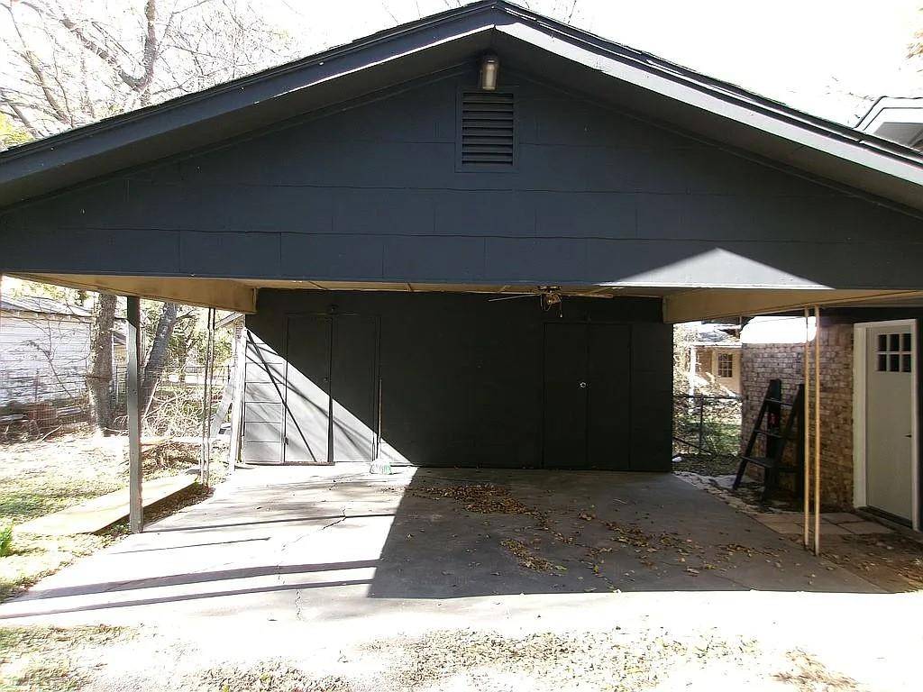 Commerce, TX 75428,1711 Ash Street