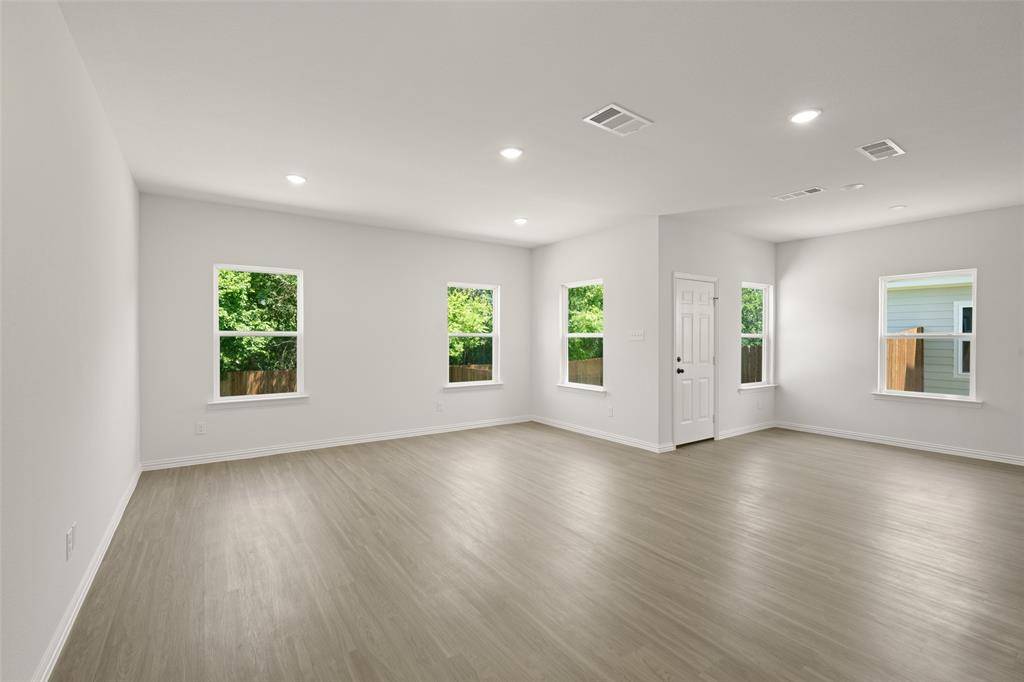 Cleburne, TX 76031,1605 Annabelle Street