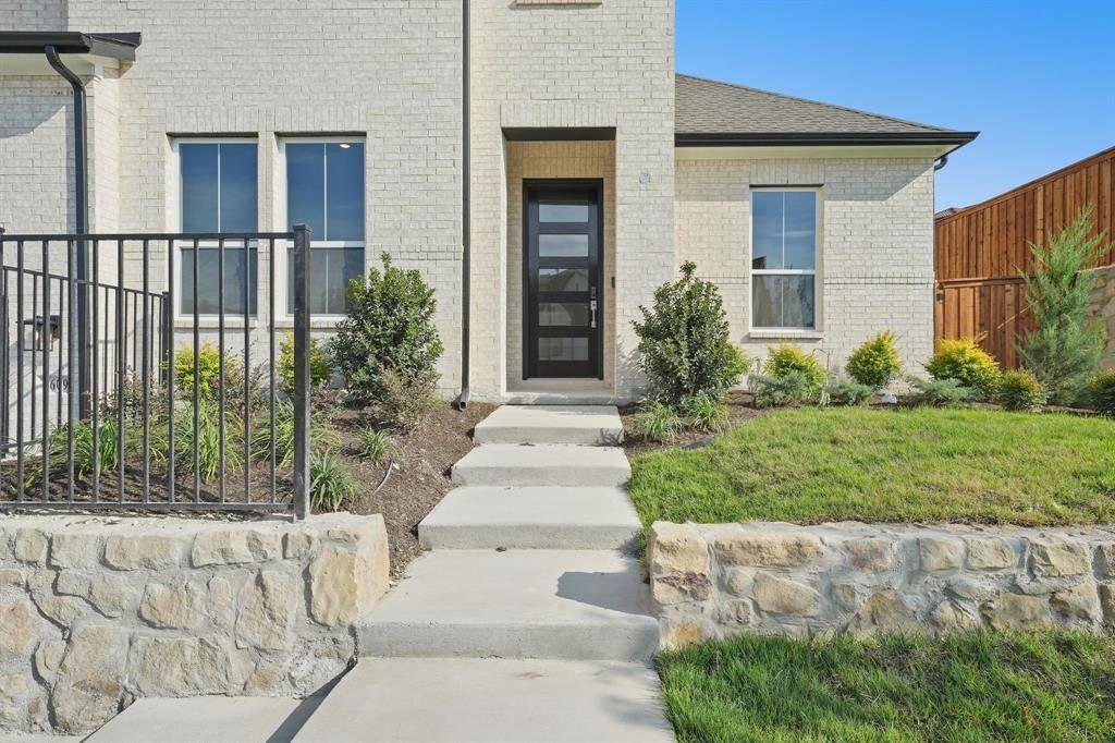 Fort Worth, TX 76008,1609 Rolling Heights Lane