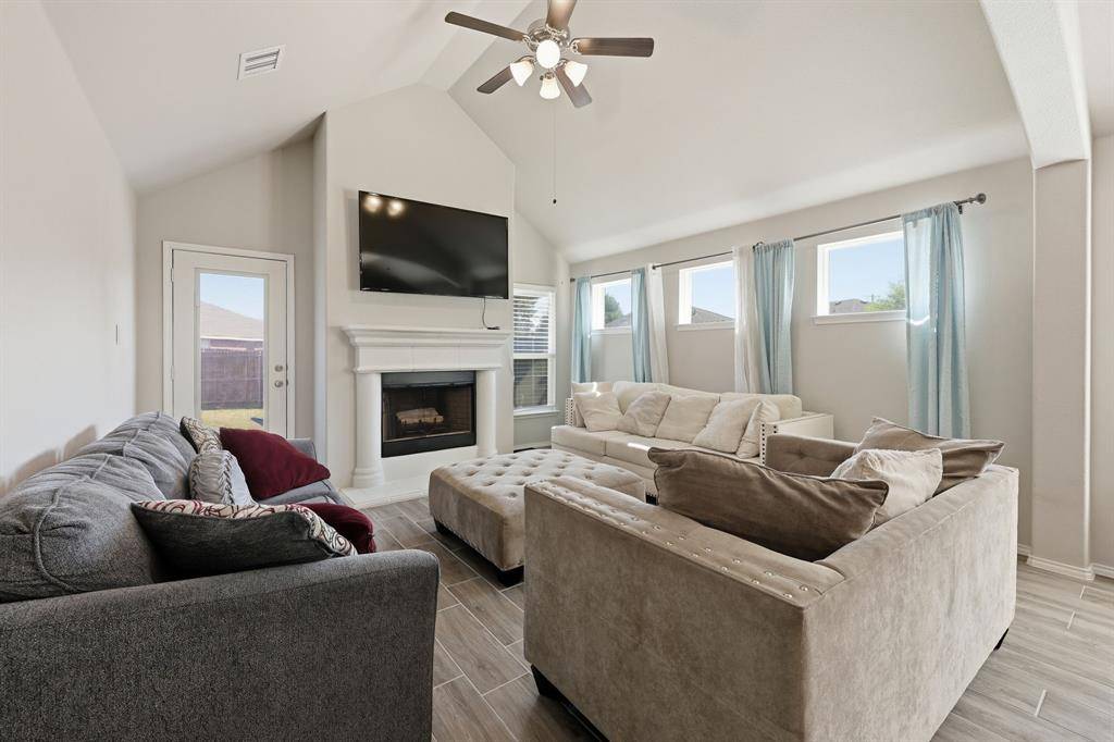 Fort Worth, TX 76140,1204 Queens Brook Lane