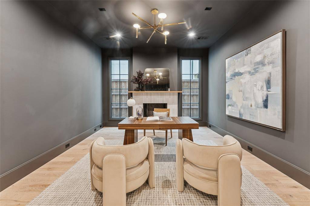 Dallas, TX 75209,4901 W Hanover Avenue