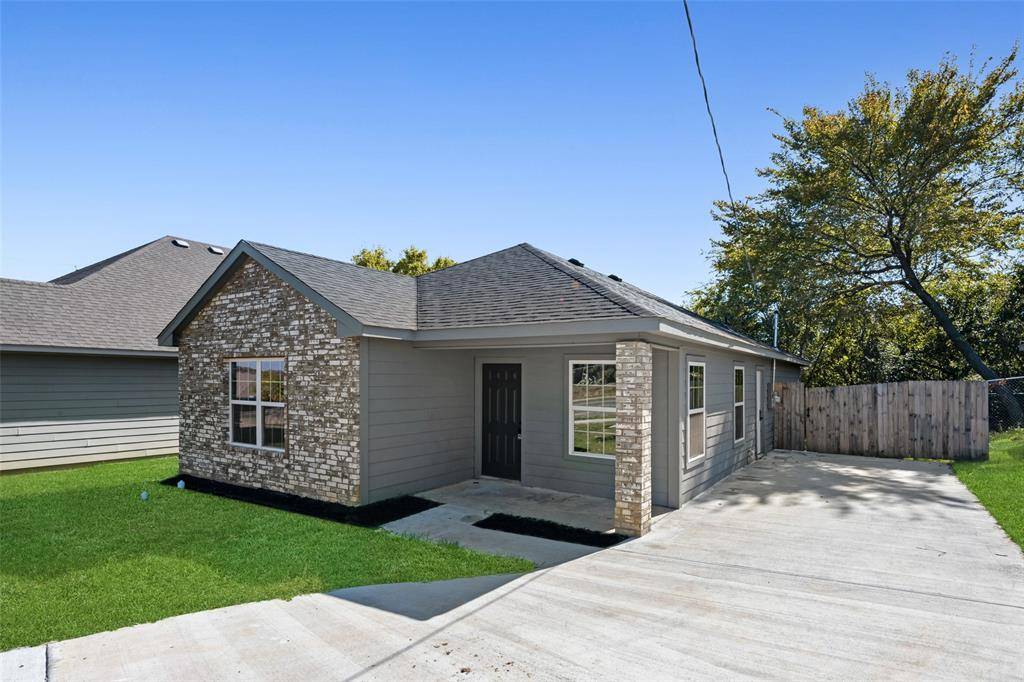 Fort Worth, TX 76104,1616 E Robert Street