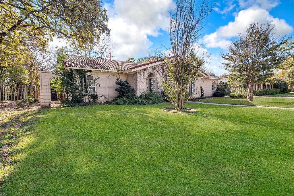 Hurst, TX 76053,849 Wheelwood