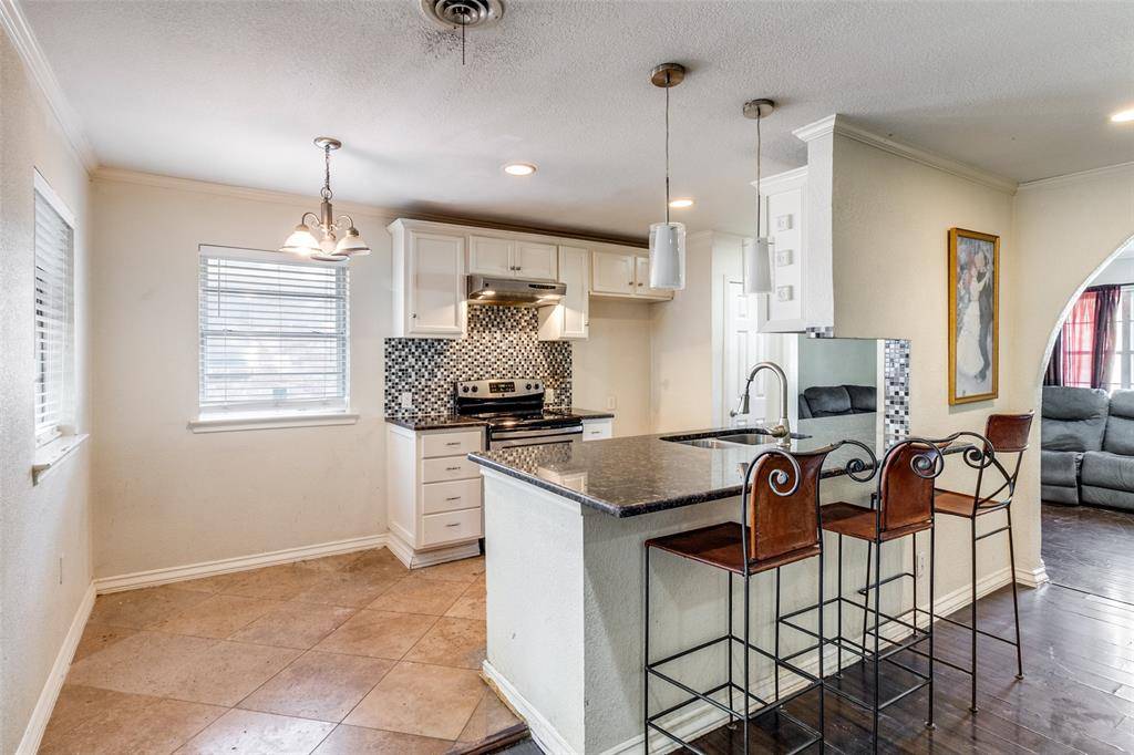 Dallas, TX 75228,2212 Larry Drive