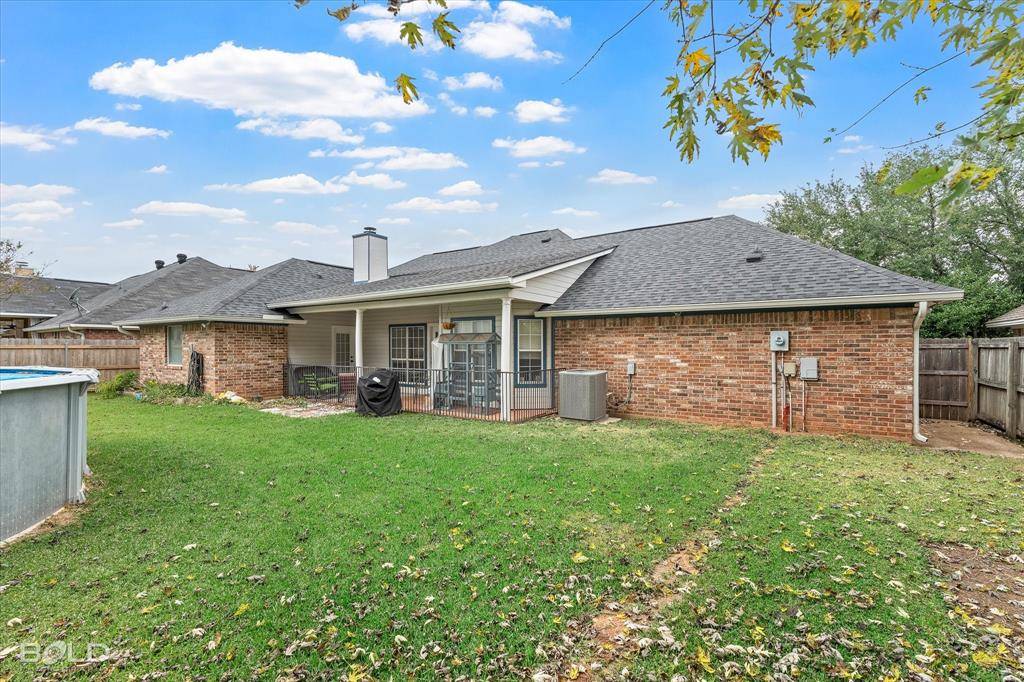 Bossier City, LA 71111,6014 Ellington Way