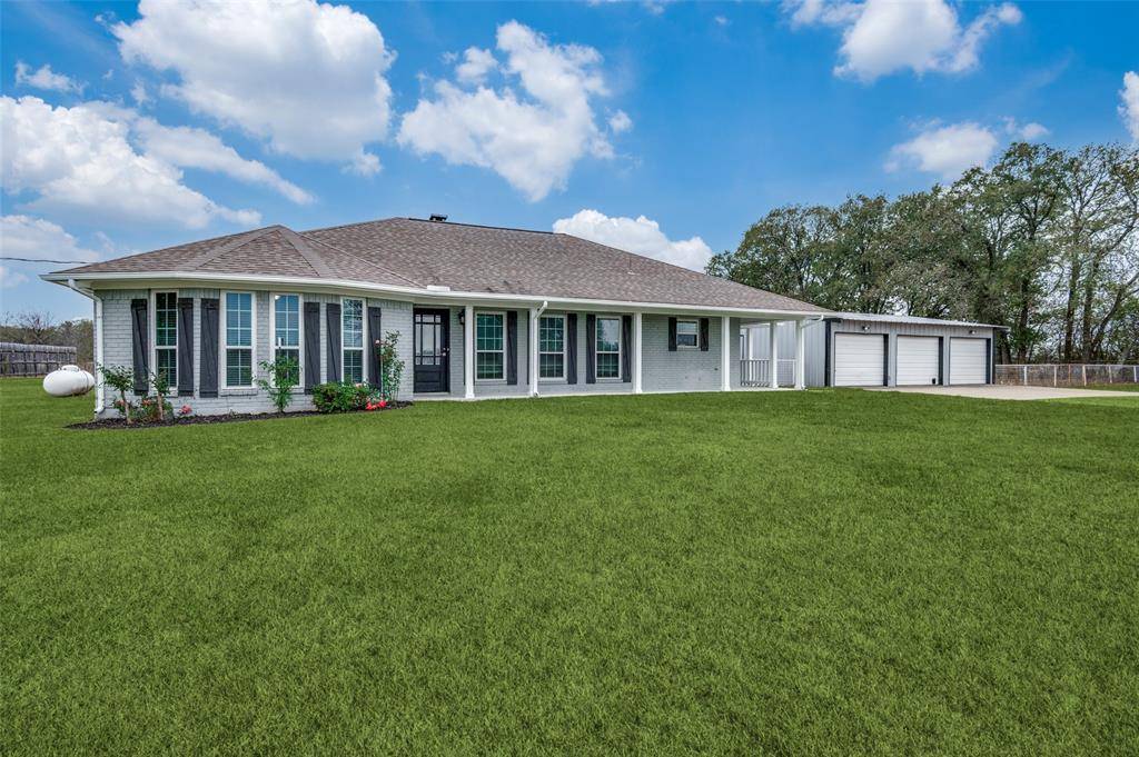 Combine, TX 75159,155 Smith Lane