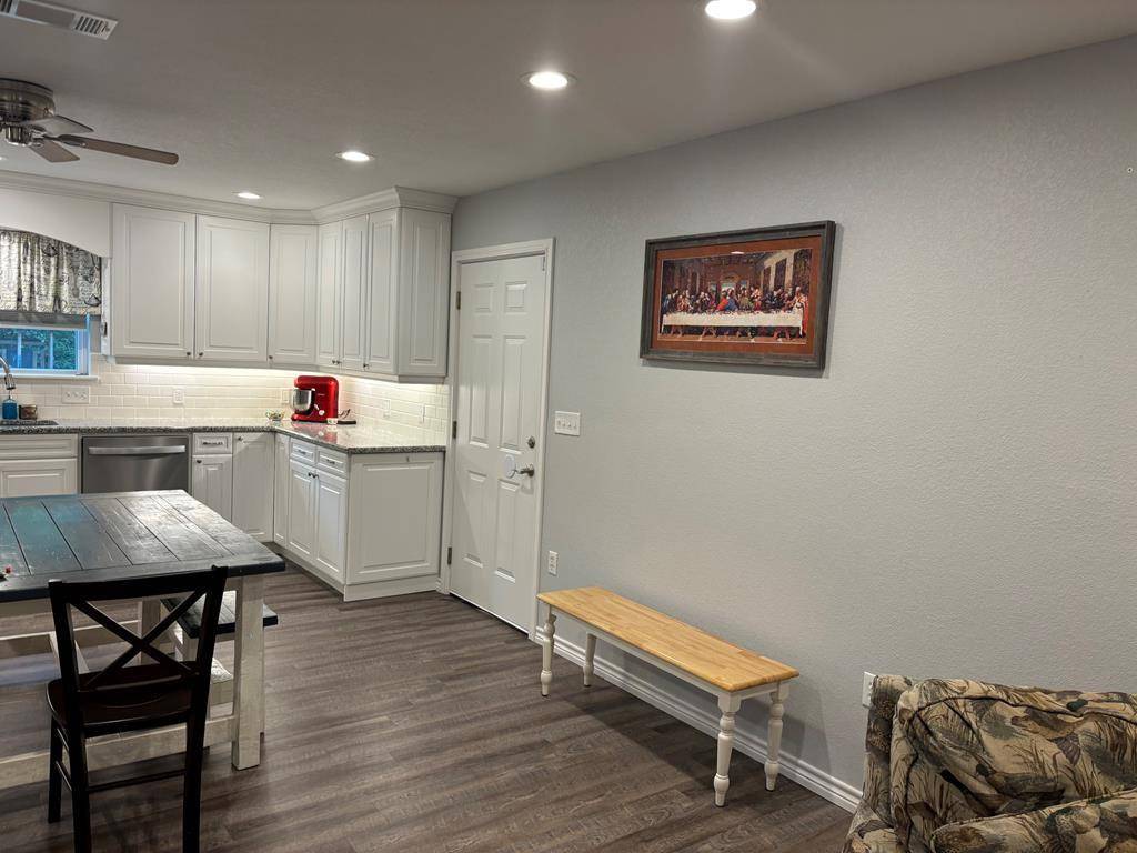 Athens, TX 75751,514 Ravenwood Drive