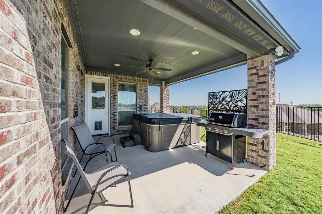 Benbrook, TX 76126,8208 Indian Hills Court