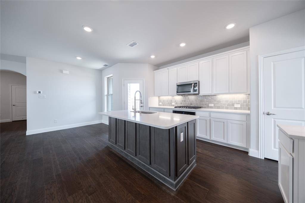 Justin, TX 76247,8929 Acorn Avenue