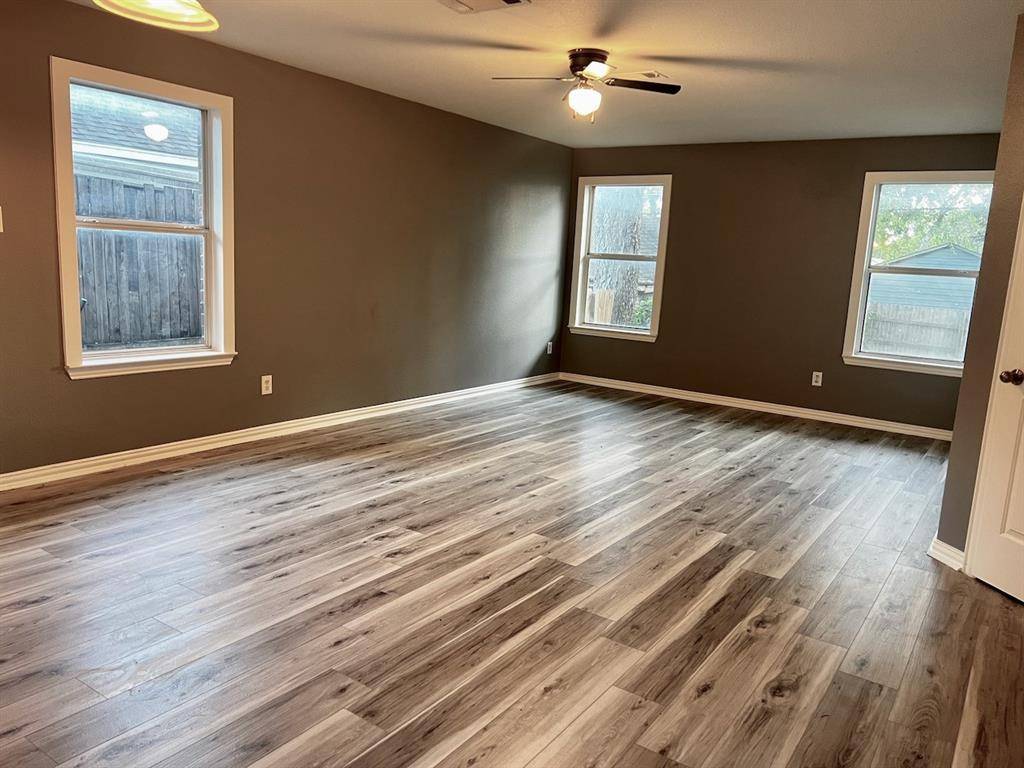 Fort Worth, TX 76105,3721 Avenue K