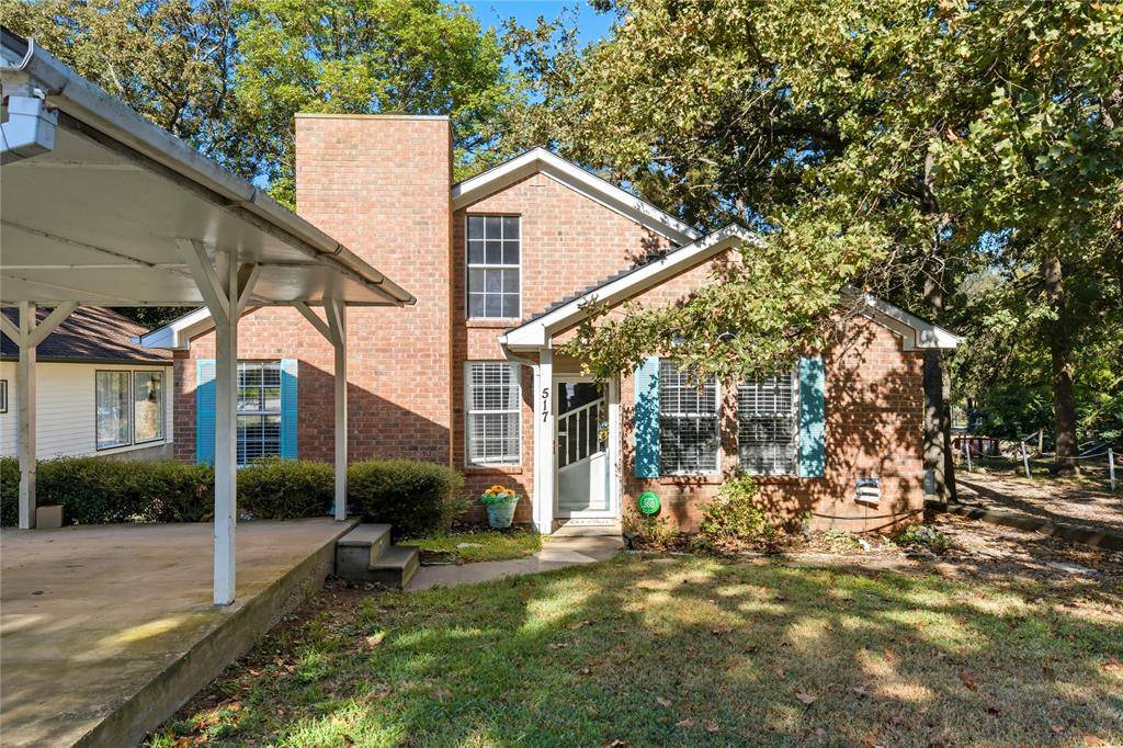 Tool, TX 75143,517 Shore Line Drive