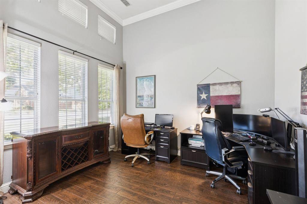 Grapevine, TX 76051,1060 Rosewood Drive