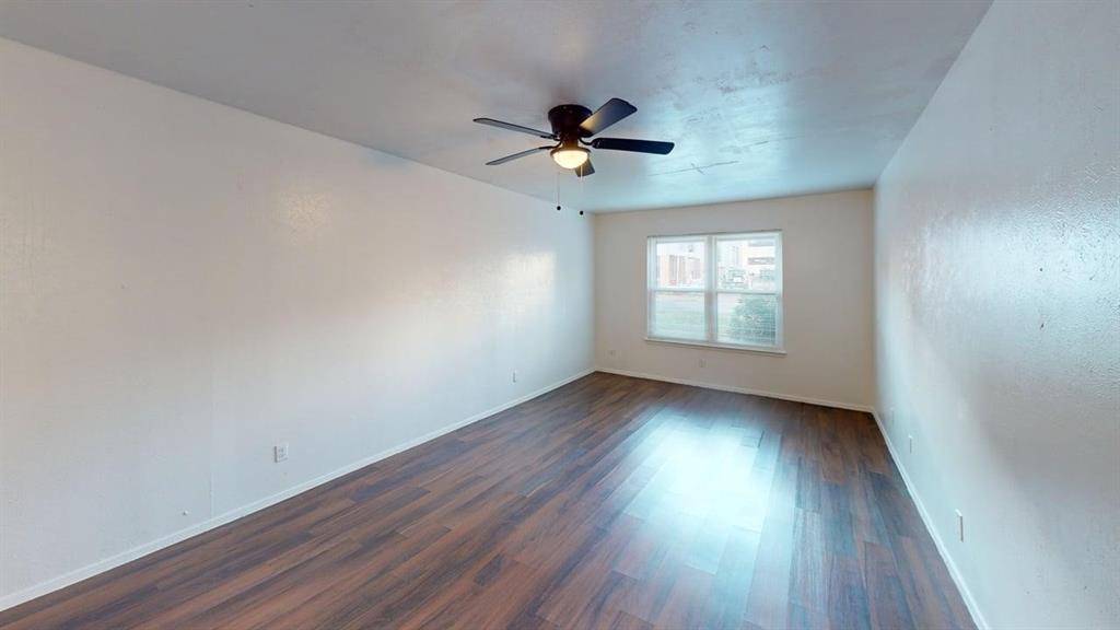 Denton, TX 76201,410 Bryan Street #2