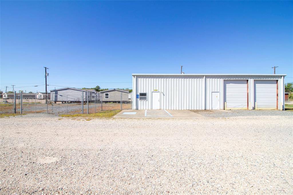 Bossier City, LA 71111,3815 B E Texas Street