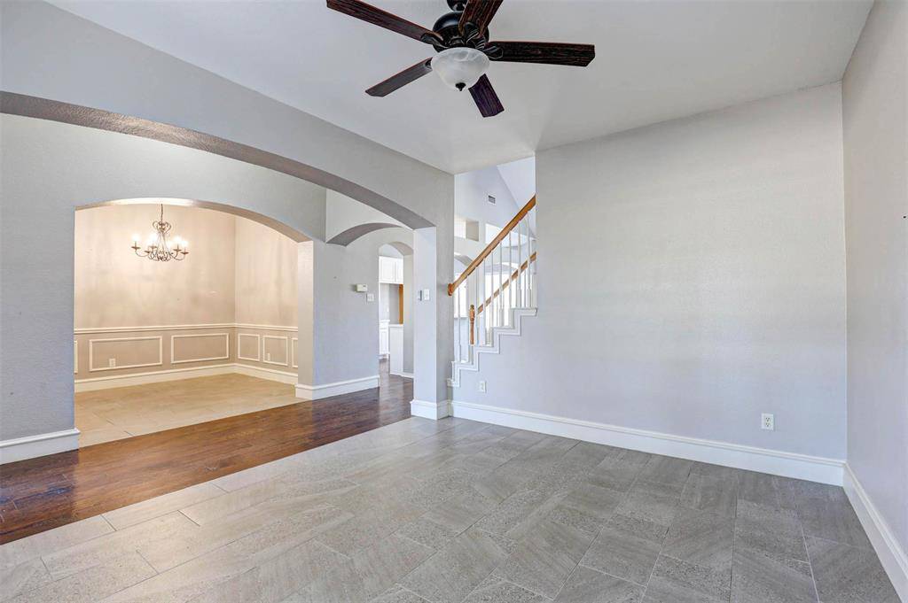 Burleson, TX 76028,820 Flagstone Drive