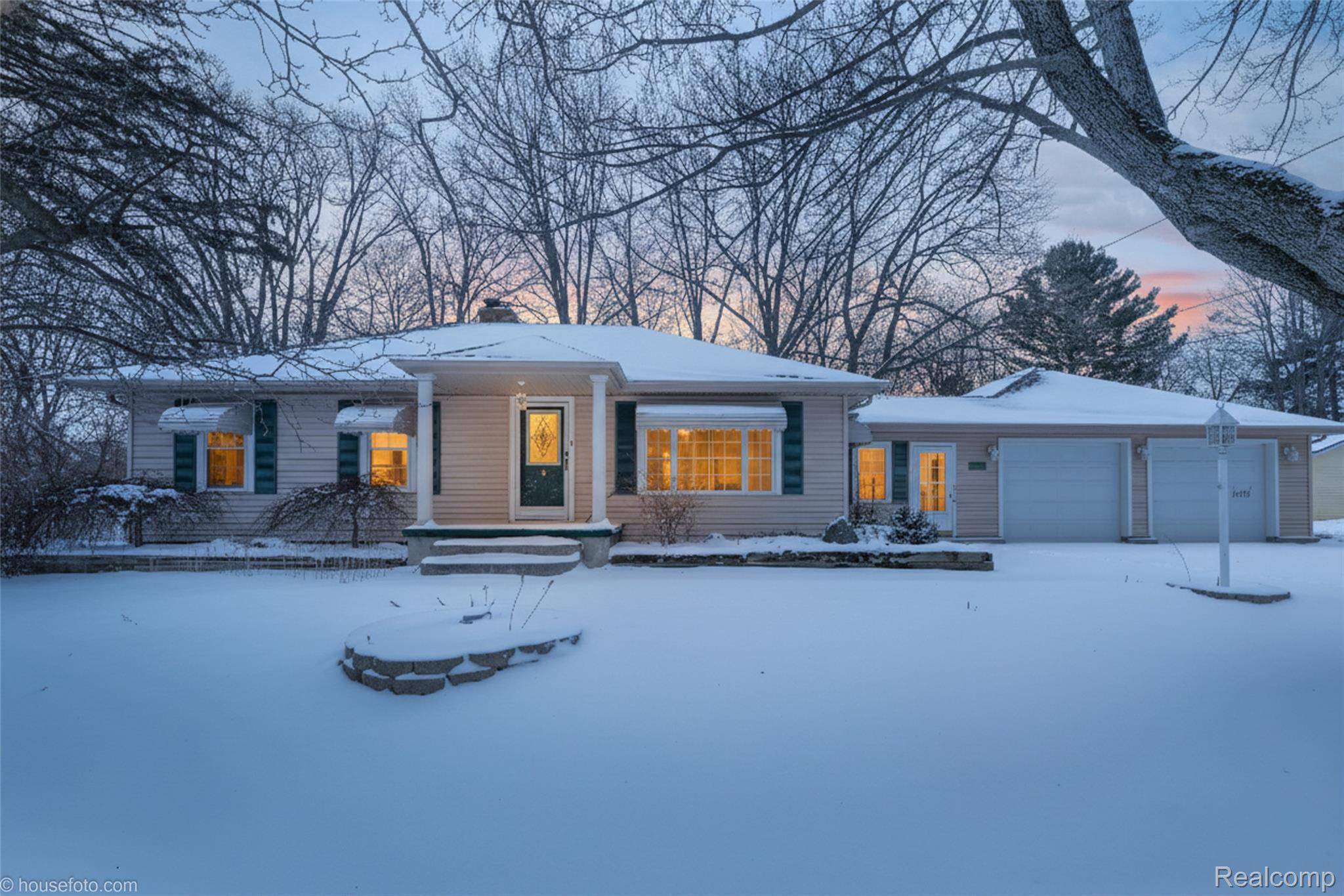 Clio, MI 48420,11026 Varna ST