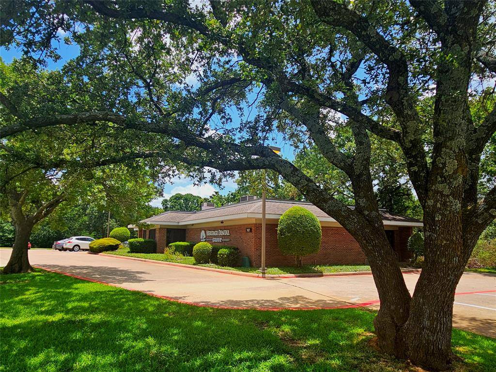 Mansfield, TX 76063,747 Highway 287 #N